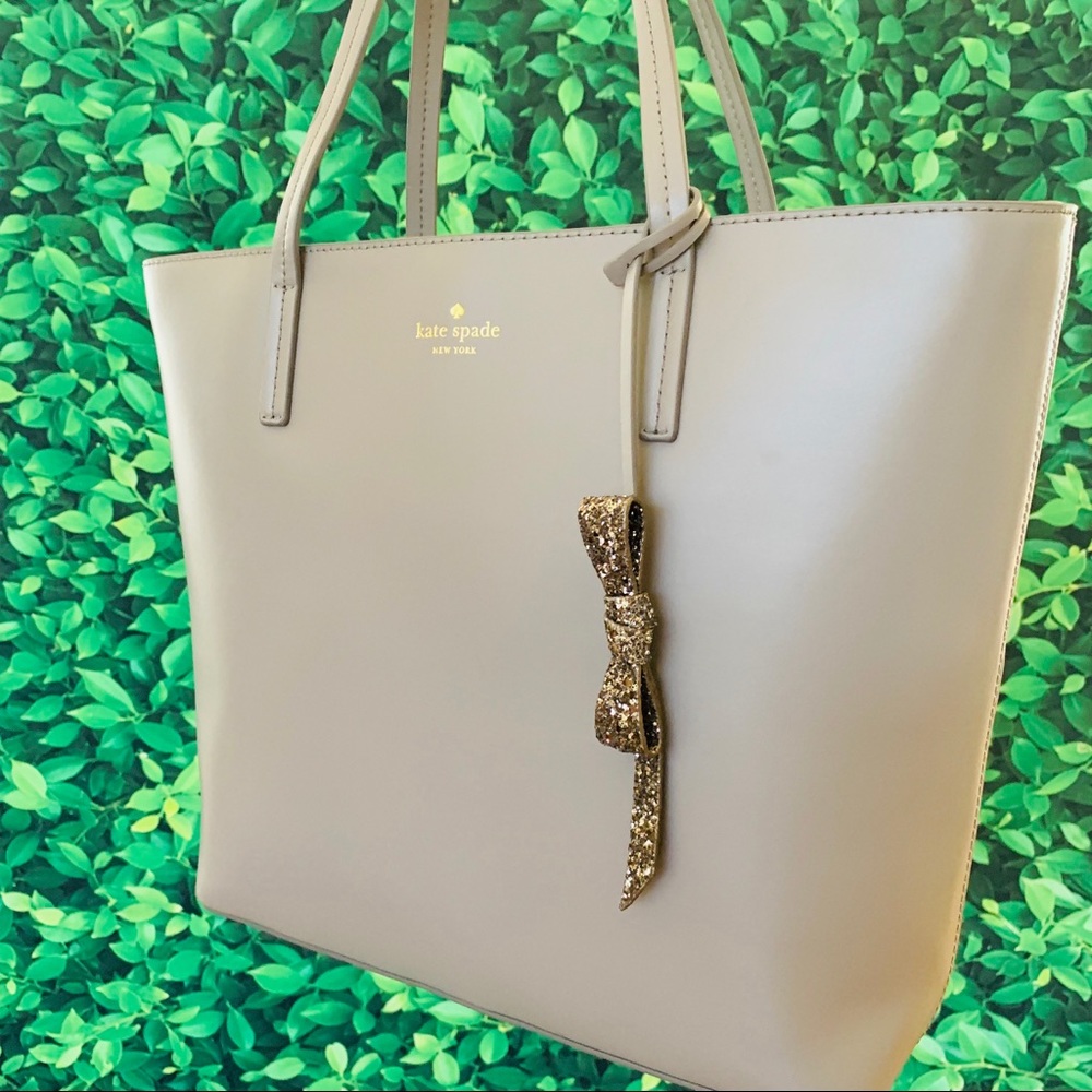 Kate Spade Seton Drive Karla Tote Cityscape - Picture 7 of 8